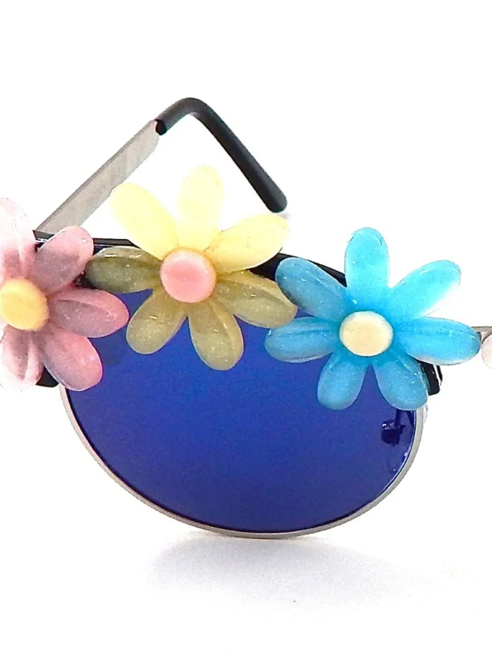 GASOLINE GLAMOUR SUMMER OF LOVE ACID COCO SUMMER TIME DAISY SUNGLASSES🌼💖✨